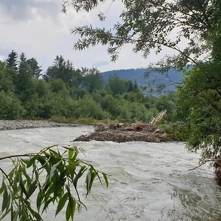 Kostel House Hotel Mykulyčyn