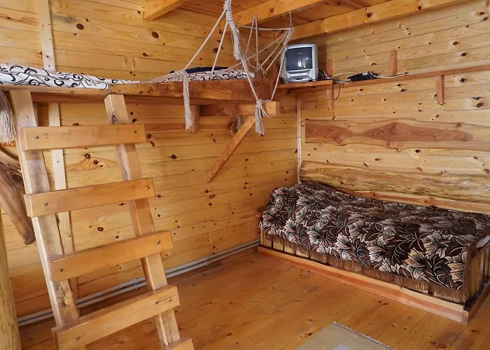 Kostel House Отель *