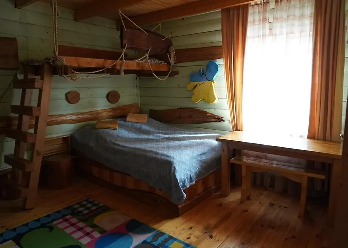Kostel House *