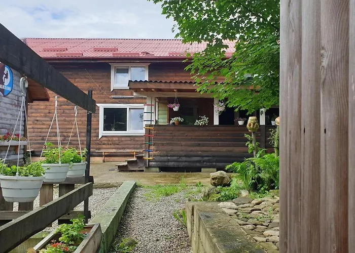 Kostel House * Mykulychyn