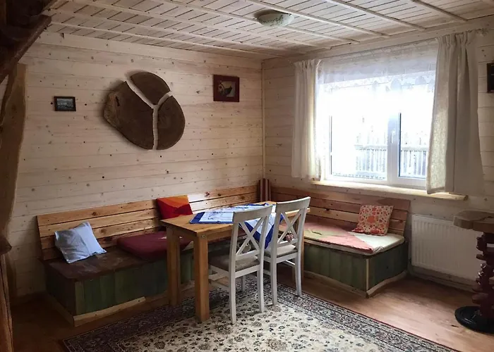Kostel House Mykulychyn