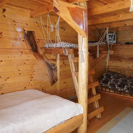 Kostel House *
