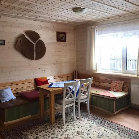 Kostel House Микуличин