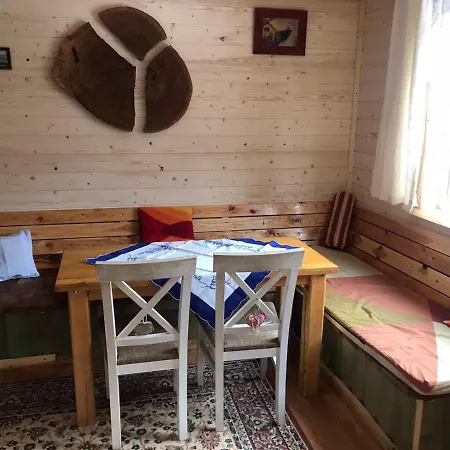 Kostel House * Mikulicsin